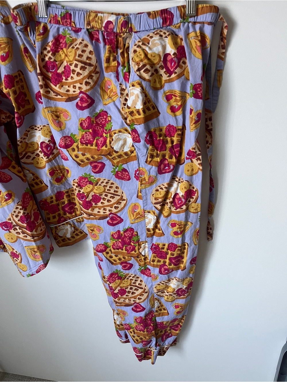 Print fresh xAnthropologie Cotton Waffle & Berries Print Pajama Set - Lavender S - Picture 7 of 10